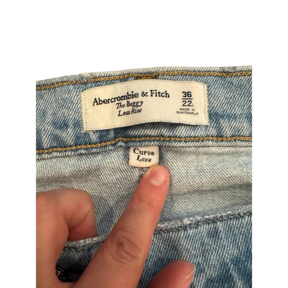 A&F Curve Love Baggy Low Rise Distressed Jeans 36L - Picture 2 of 5